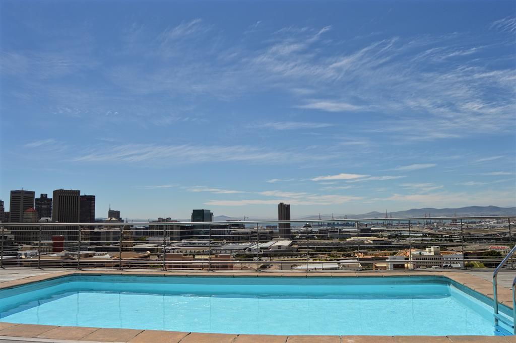 Urban Oasis At The Four Seasons Apartment Cape Town Exterior photo