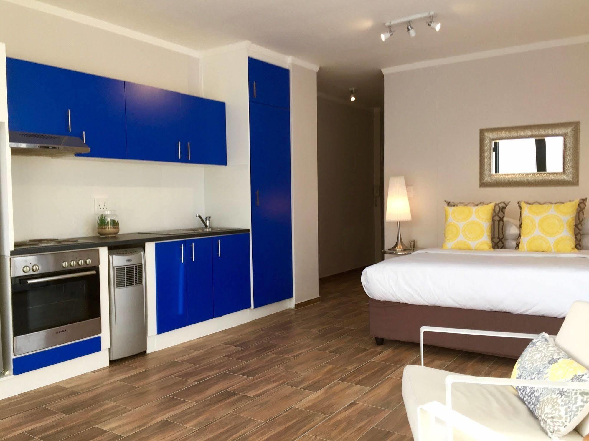 Urban Oasis At The Four Seasons Apartment Cape Town Exterior photo